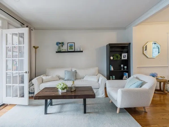 2031 Commonwealth Ave APT 12A, Boston, MA 02135