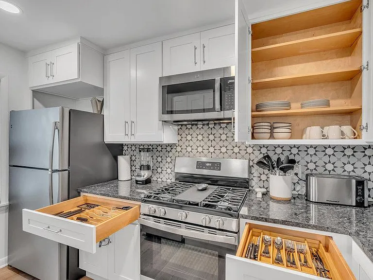 506 Brinley Ave #5 — Photo 9