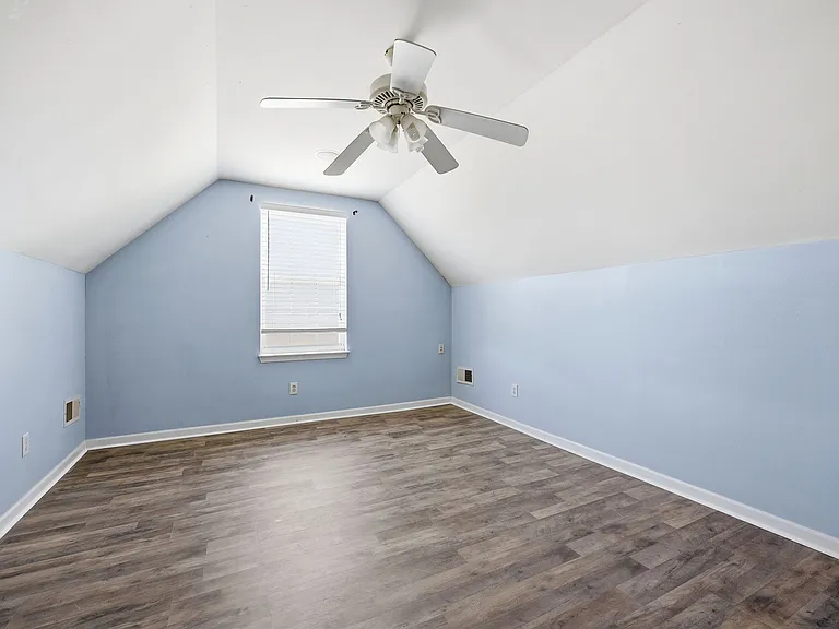 3440 Royal Highland Dr — Photo 24