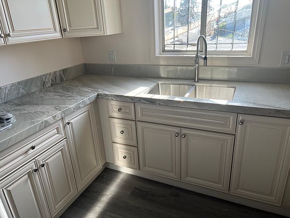 3rd image of 4602 Cherokee Ave