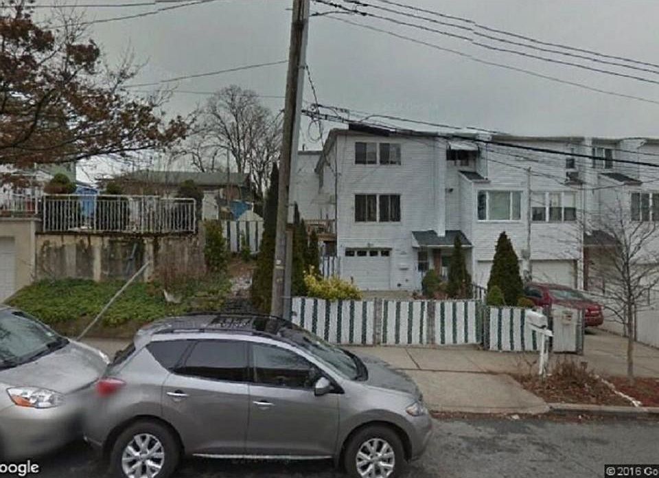 1st image of 200 Vermont Ave