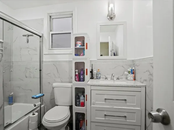 244 Clinton Avenue image 23 of 37