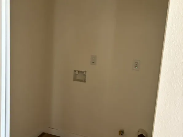 1550 E 109th St, Los Angeles, CA 90059