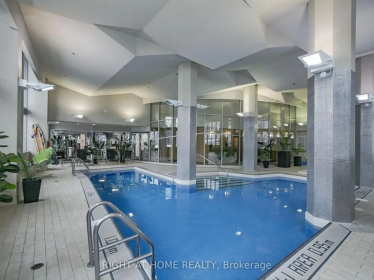 2119 Lake Shore Blvd W #217 — Photo 44