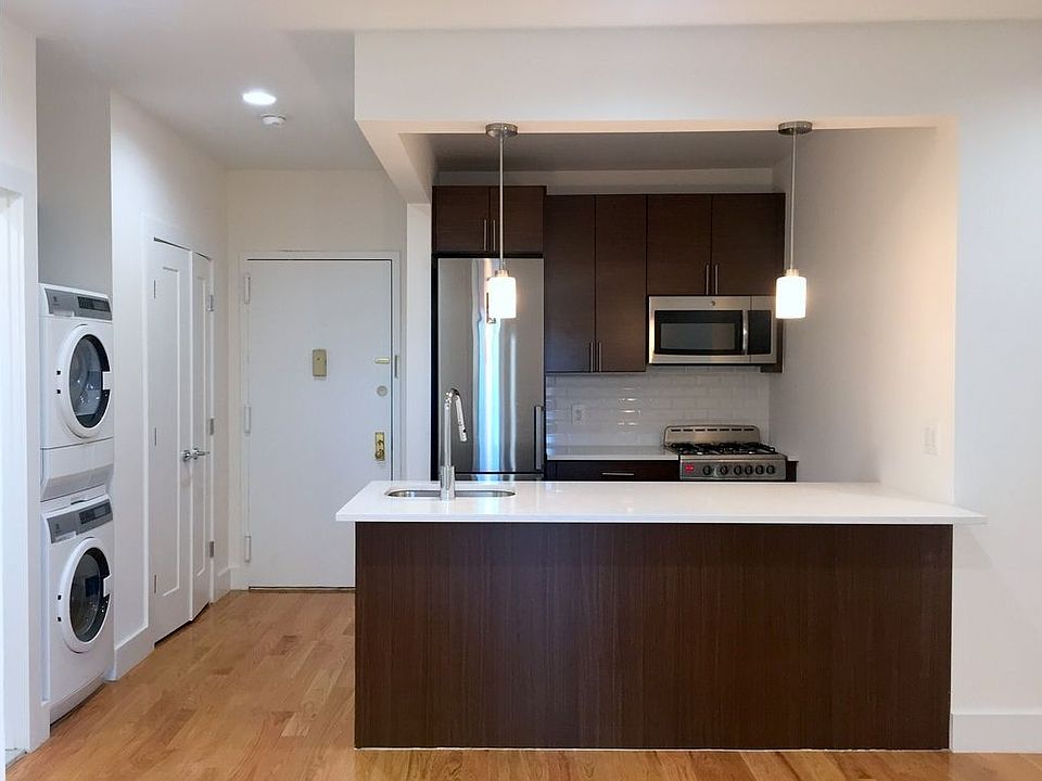 1st image of 539 Malcolm X Blvd APT 4B
