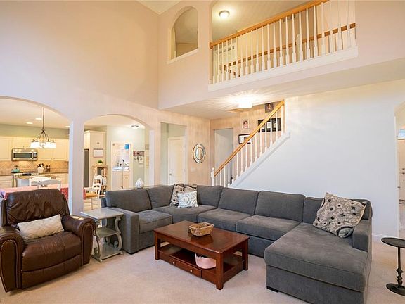 3rd image of 5557 Brook Run Dr