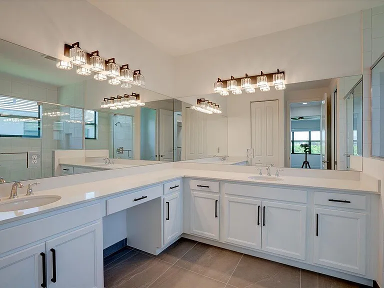 12474 SW La Costa St — Photo 25
