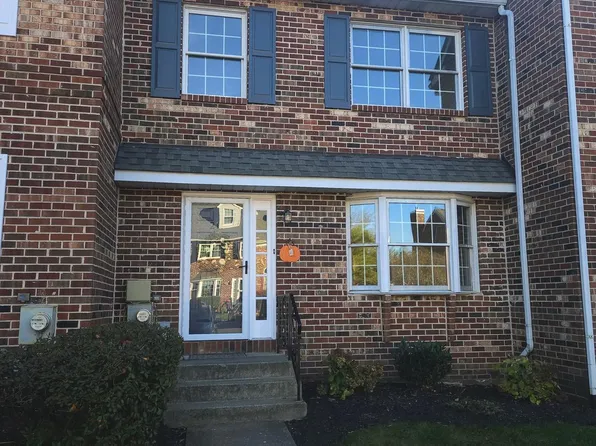 214 Militia Ct #31, Collegeville, PA 19426