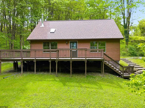 163 Brewer Rd, Morgantown, WV 26508