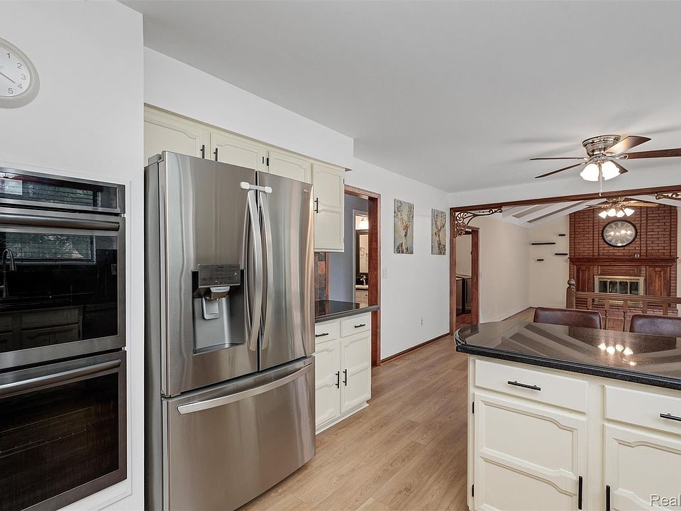 450 Timberline Dr, photo 13