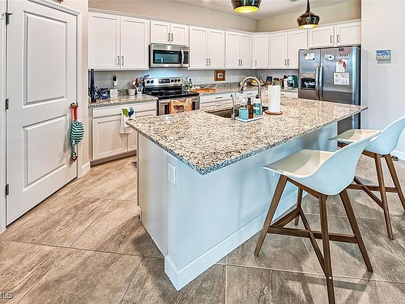 3rd image of 13899 Pine Lodge Ln