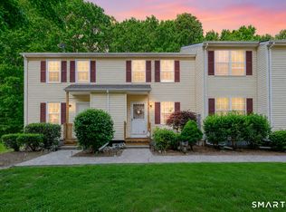 745 Merrow Rd APT 111, Coventry, CT 06238