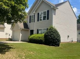 389 Village Overlook Dr, Lawrenceville, GA 30046