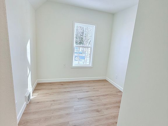 3rd image of 1467 Frost Ave E Unit A