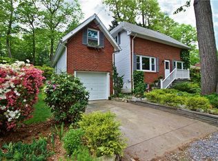 159 Walnut Rd, Lake Peekskill, NY 10537