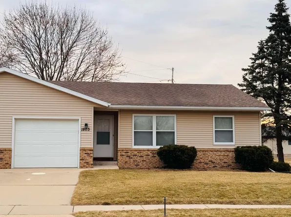 1803 East St, Black Earth, WI 53515