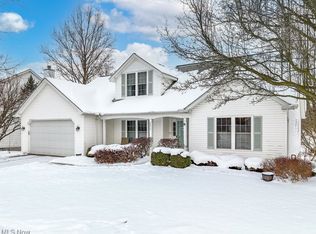 2577 Stonecreek Dr, Akron, OH 44320