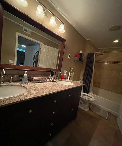 10120 E Carolina Dr #201 — Photo 5