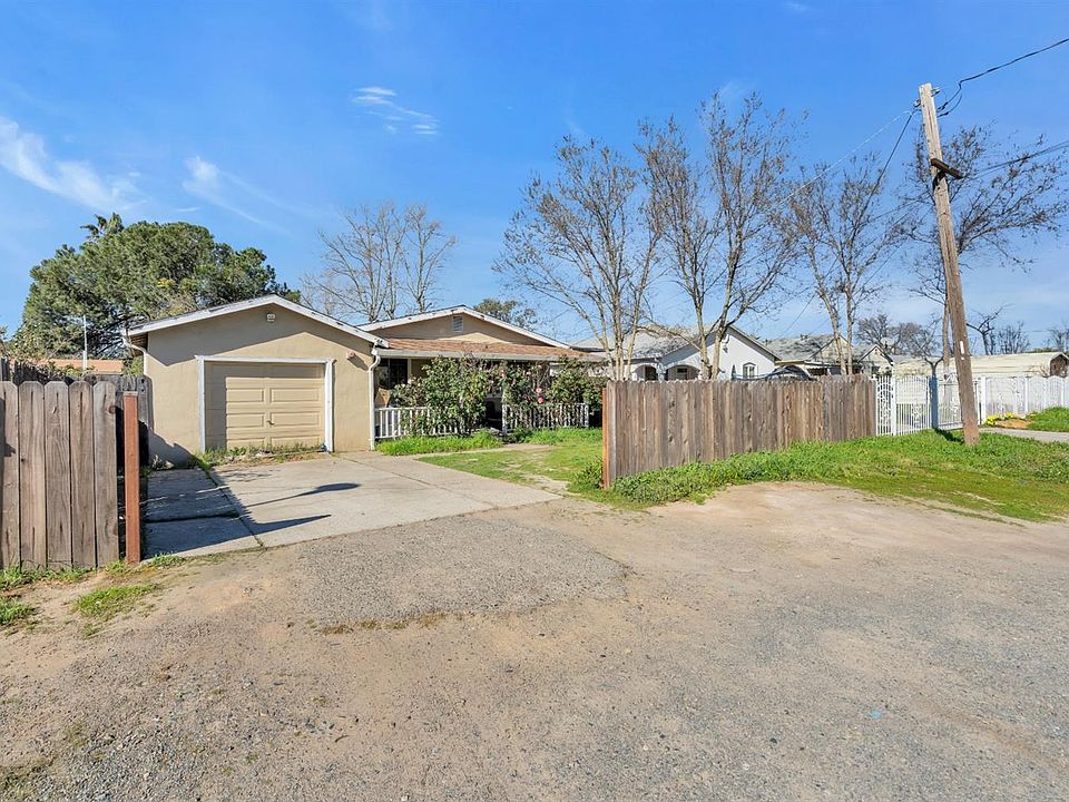 1st image of 2713 Plover St