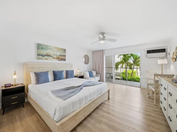 900 Broad AVE S #117, NAPLES, FL 34102