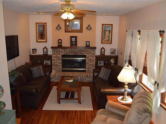 4th image of 14825 Orchard Ave