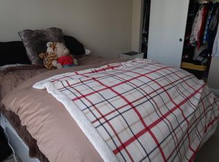 11811 Federalist Way APT 2, Fairfax, VA 22030