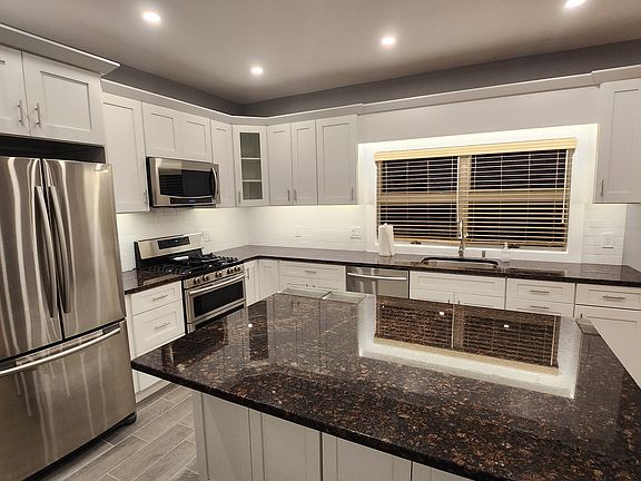 3rd image of 53 Willow Ave #1