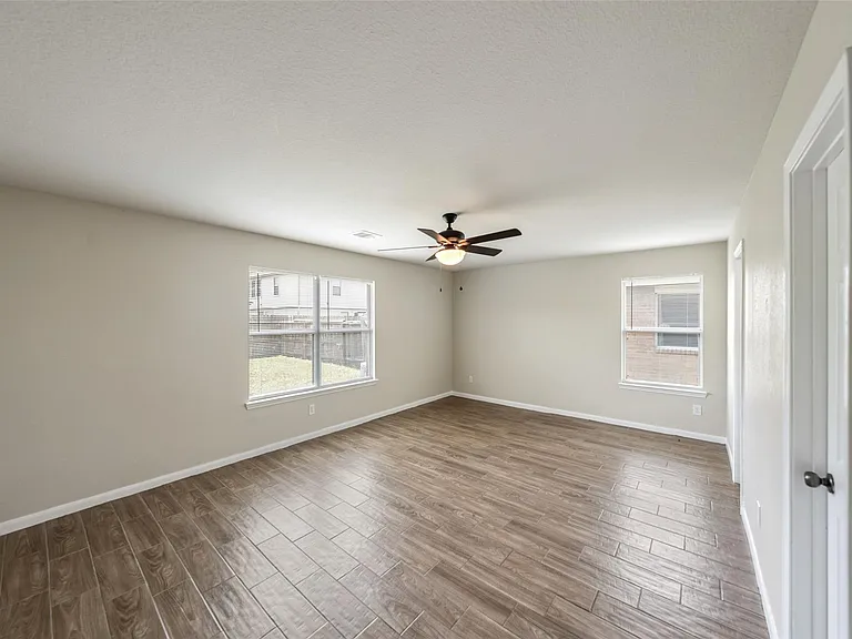 16322 Cole Bridge Ln — Photo 15