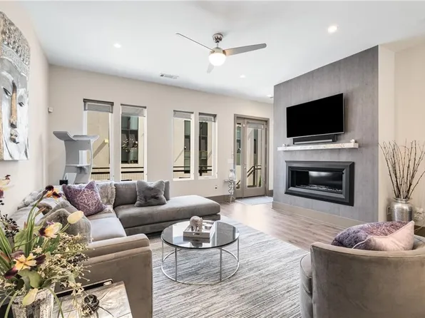1305 Chelsea Cir, Atlanta, GA 30318