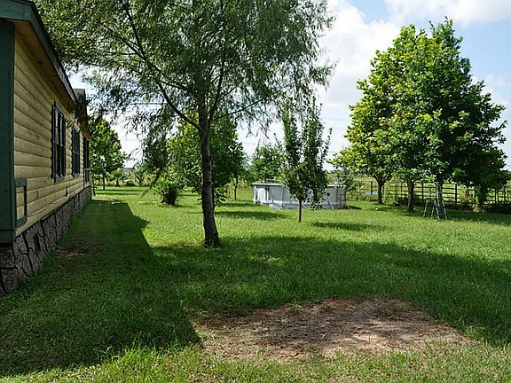 3rd image of 1009 Terrazas Ln