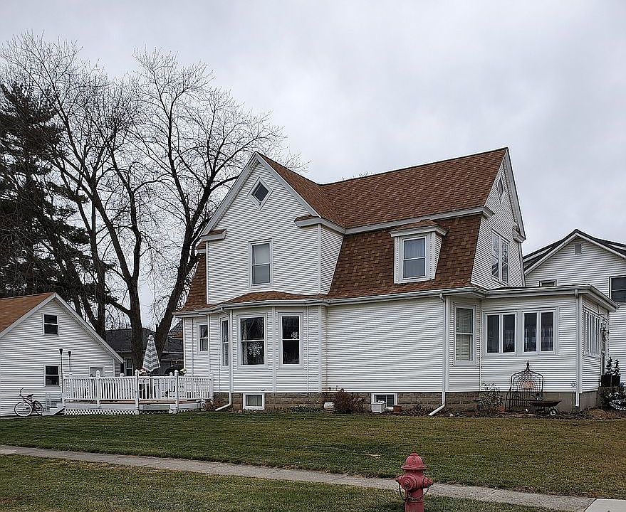 1st image of 309 S Water St