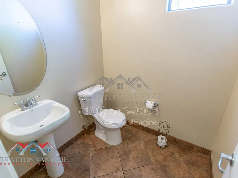 9136 W Meadow Dr — Photo 18