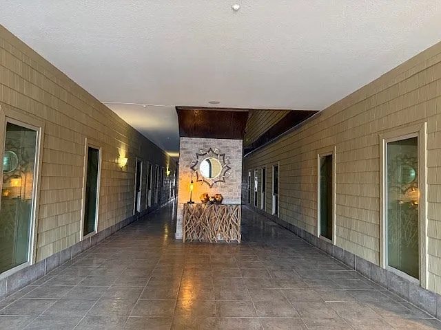 Building Photo - 107 Mockingbird Ln #105