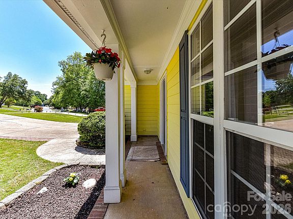 5th image of 7512 Henderson Park Rd