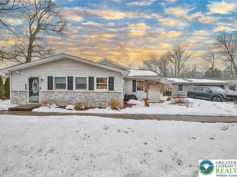 1st image of 257 Hoffman Rd