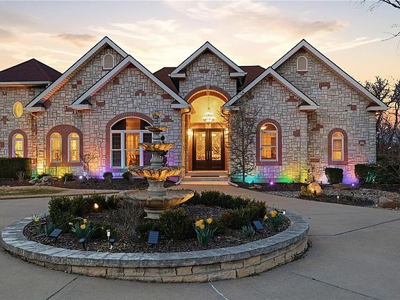 4th image of 8855 Monticello Rd