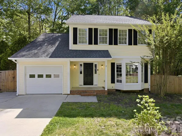 110 Southwick Ct, Fletcher, NC 28732