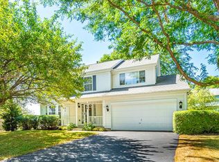 108 Port Cv, Carpentersville, IL 60110