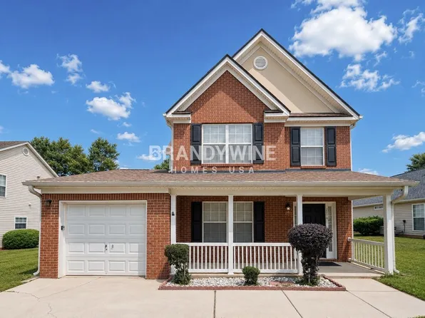 2074 Boatswain Dr, Hampton, GA 30228