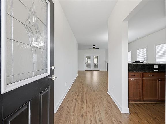 5th image of 308 Egret Ct