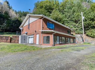 96791 Larson Ln, North Bend, OR 97459