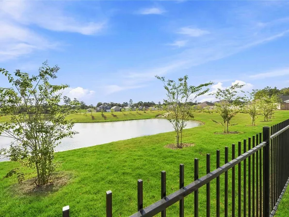 10435 Sugar Mill Dr, Conroe, TX 77306