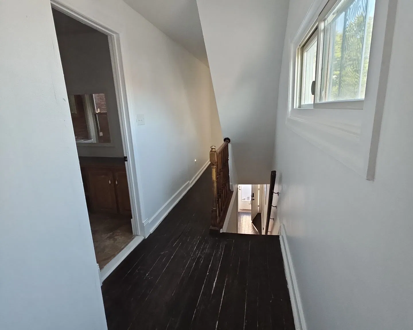 4 bed, 1.5 bath, 1616 sqft, $2,300 — Photo 3