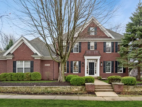 39W553 Sheldon Ln, Geneva, IL 60134