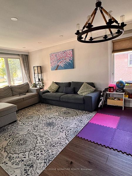 Toronto House for rent - 3 Bedrooms — photo 4