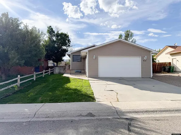 812 Burr Dr, Rock Springs, WY 82901