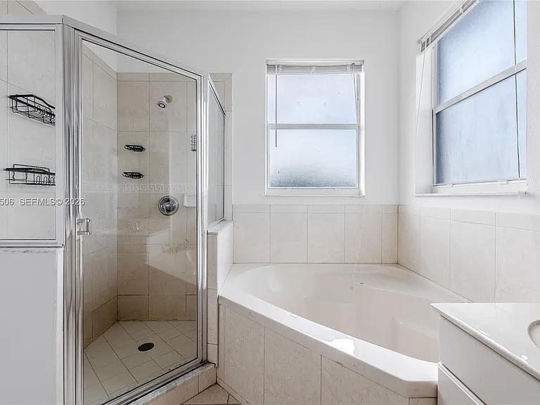 5271 SW 141st Ter — Photo 22