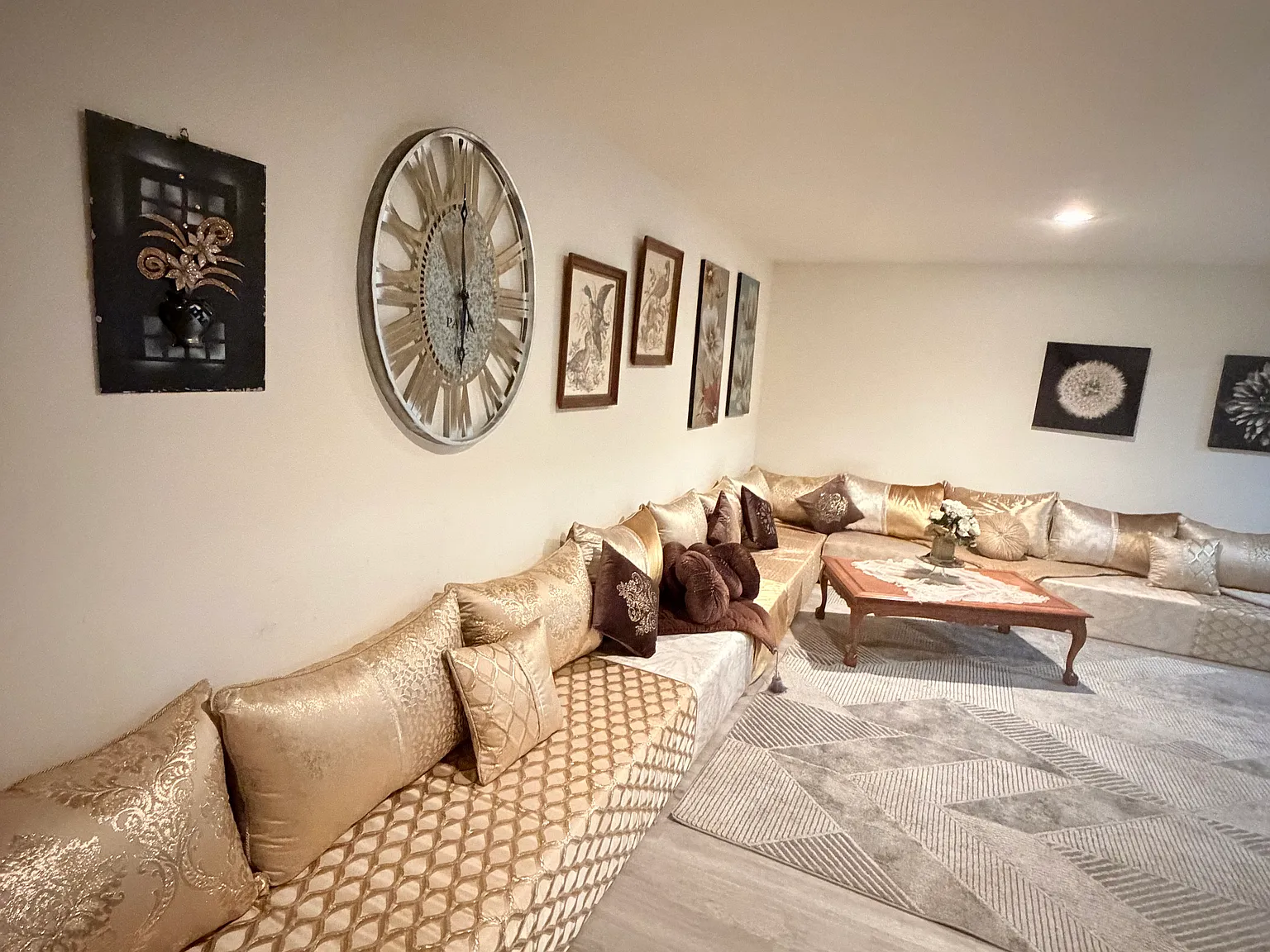 2 bed, 1200 sqft, $1,900 — Photo 2