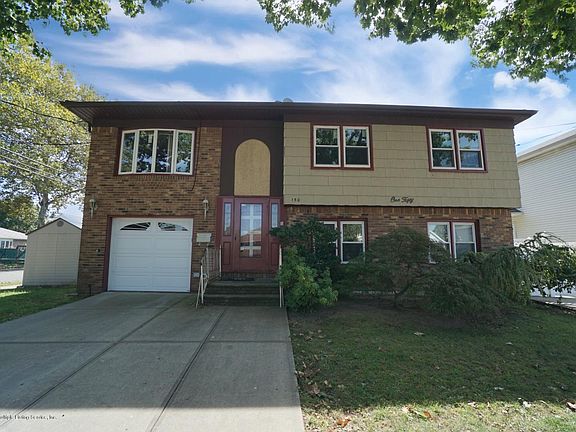 2nd image of 150 Foch Ave