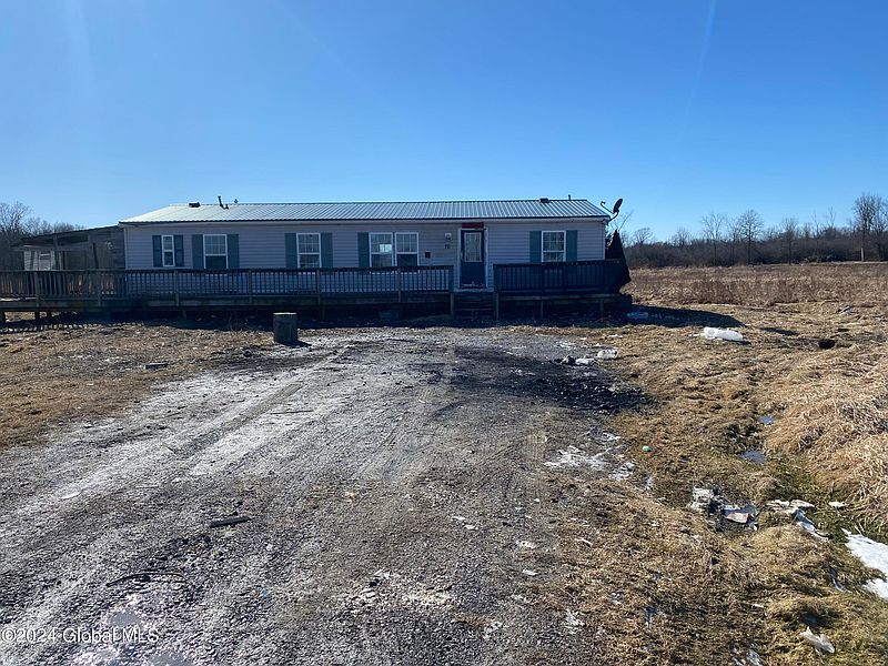 3rd image of 70 Fitzpatrick Drive